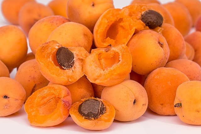 health benefits of apricots for skin